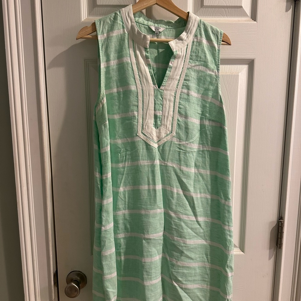 Crown & Ivy Mint and White Striped Top